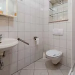 7 * Crikvenica