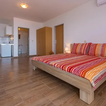 Appartamento Crikvenica 7 *